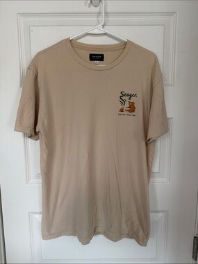 Seager Men’s Beige Graphic Tee